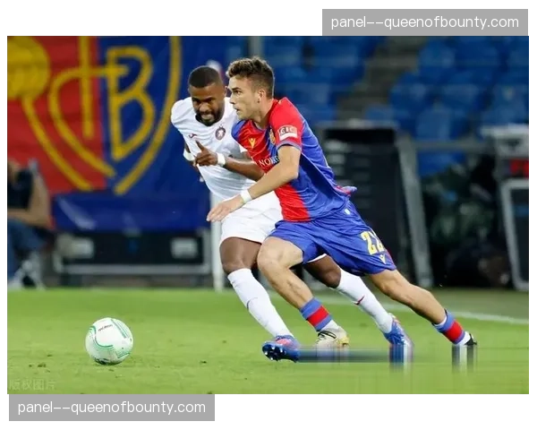 半场战报：奥萨苏纳0-0赫罗纳，场面沉闷源于双方中场绞杀与密集区域防守