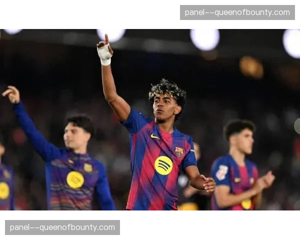 巴萨4-1大胜西班牙人笑傲加泰德比，亚马尔百场里程碑传射建功